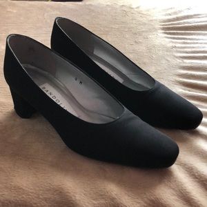 Bandolino Black Silk Pumps with Glittery Heel